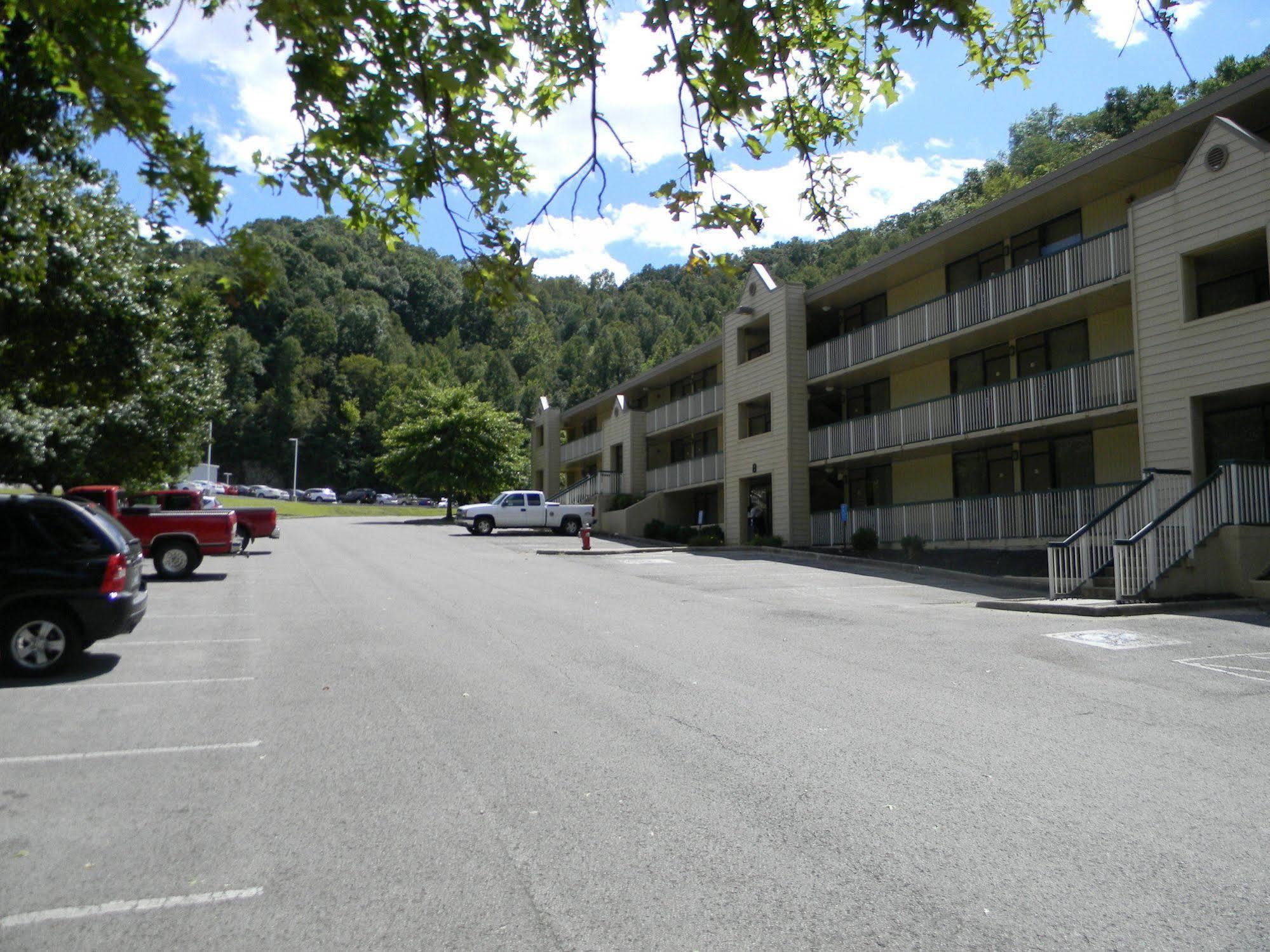 Quality Inn Prestonsburg 外观 照片