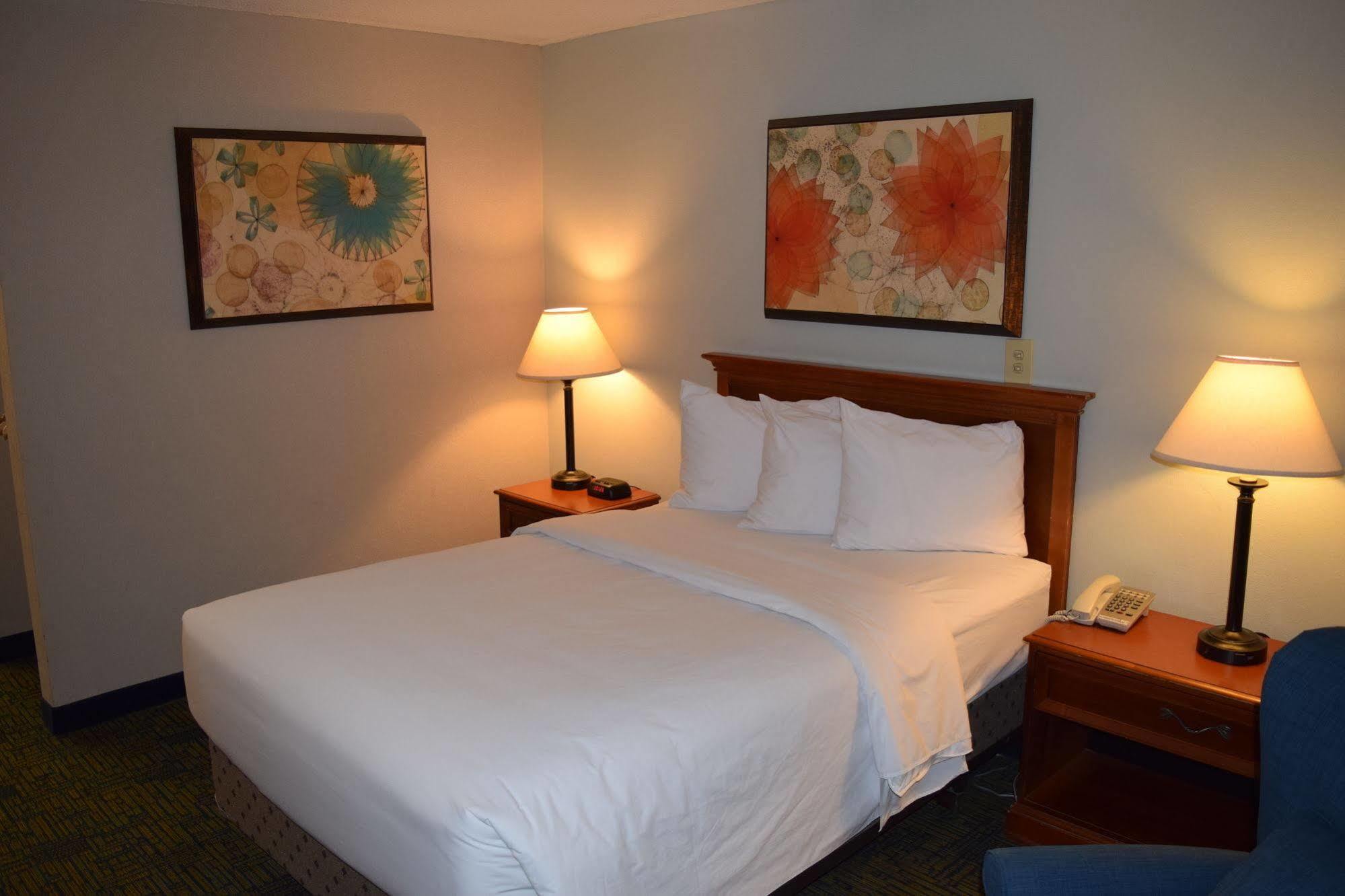 Quality Inn Prestonsburg 外观 照片