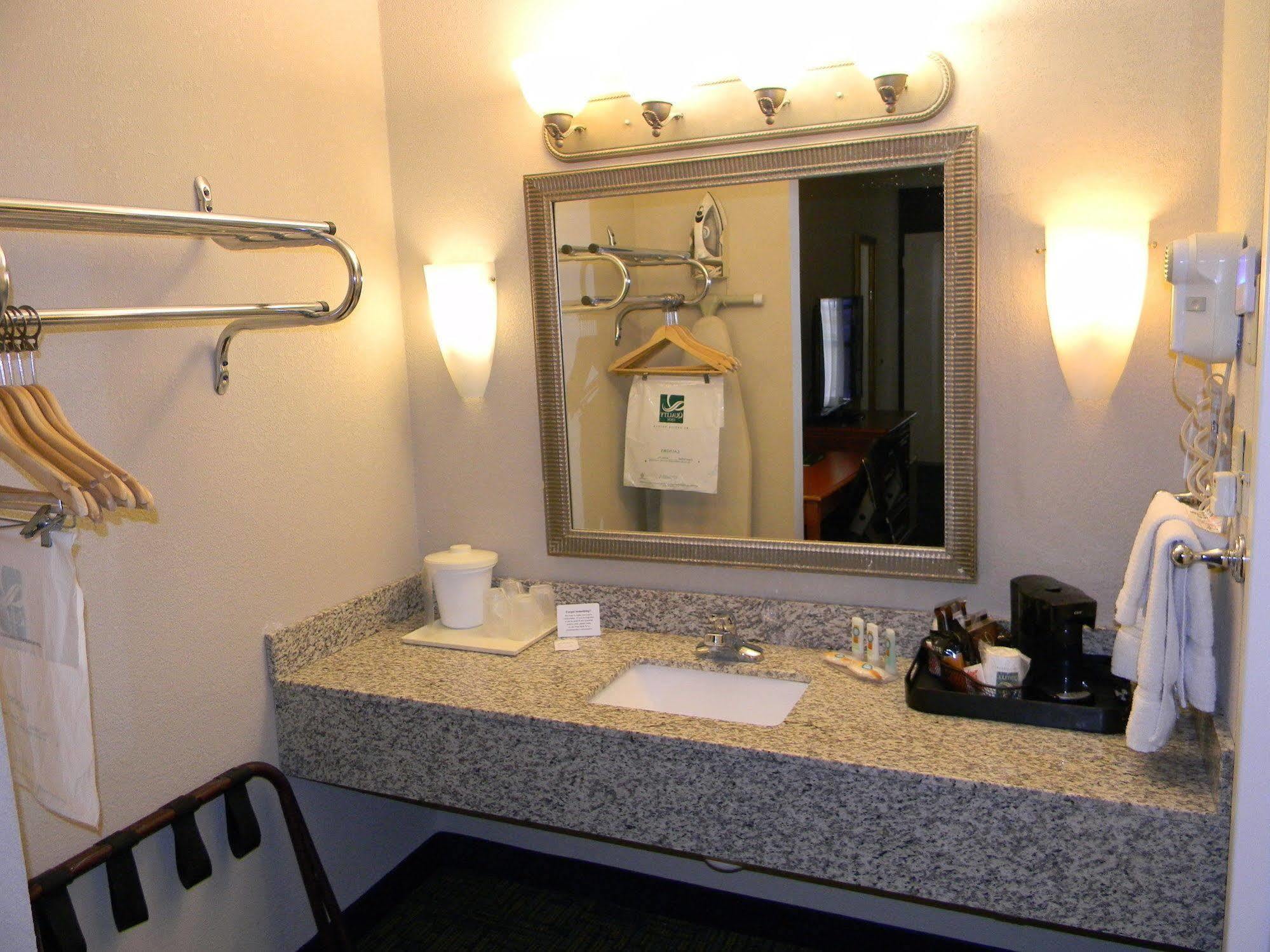 Quality Inn Prestonsburg 外观 照片