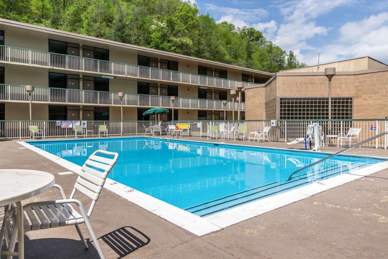 Quality Inn Prestonsburg 外观 照片